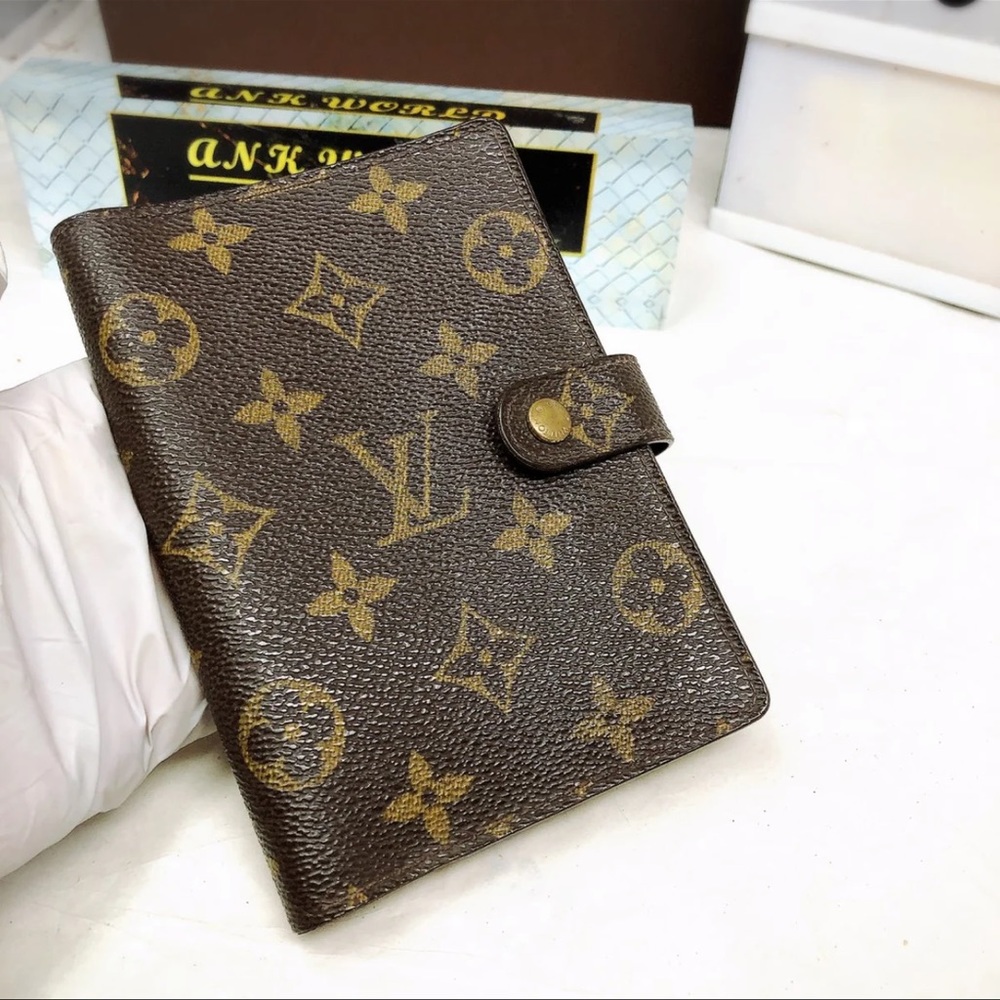 Louis Vuitton Agenda PM monogram 6 rings cover - Picture 2 of 12
